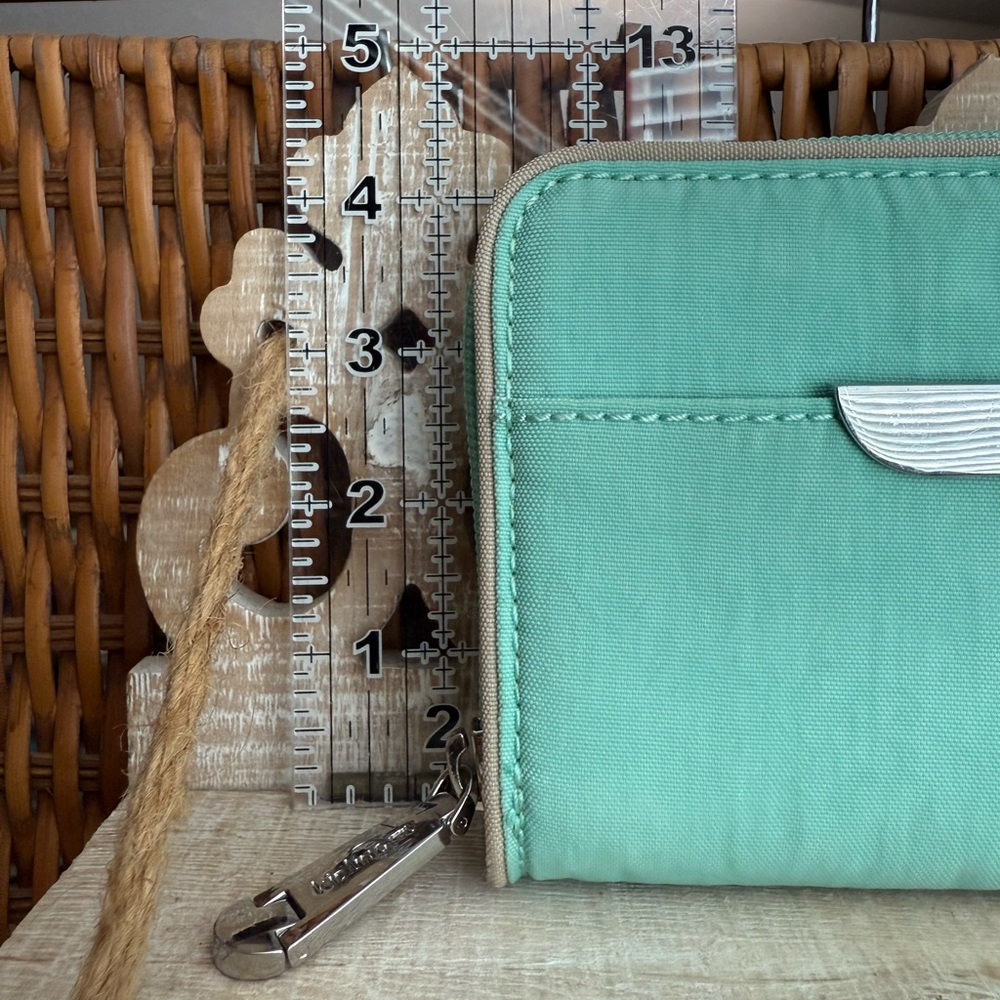 Kipling Mint/Seafoam Green Wallet - Picture 8 of 8